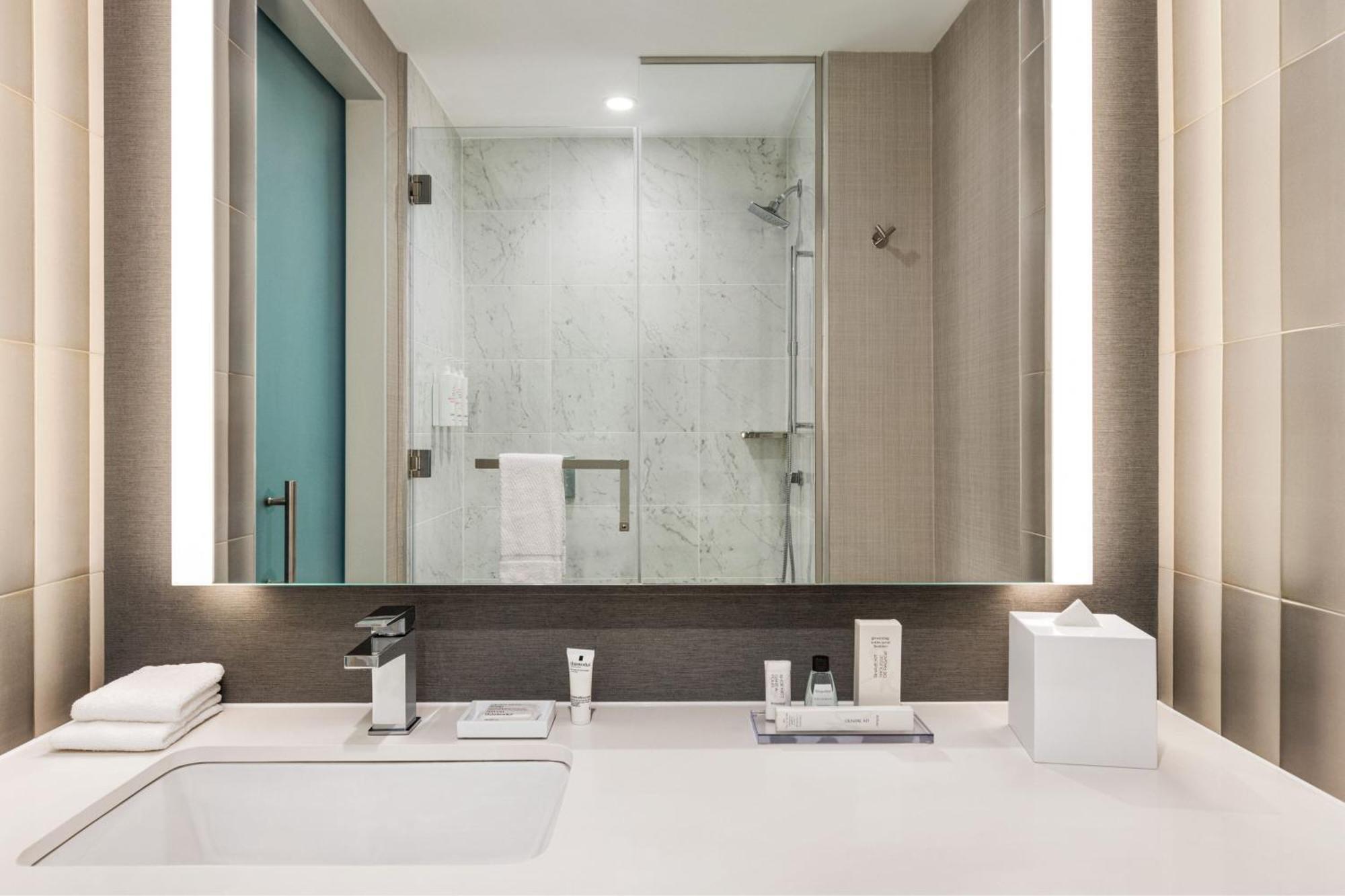 Marriott New York Jfk Airport Hotel Exterior foto