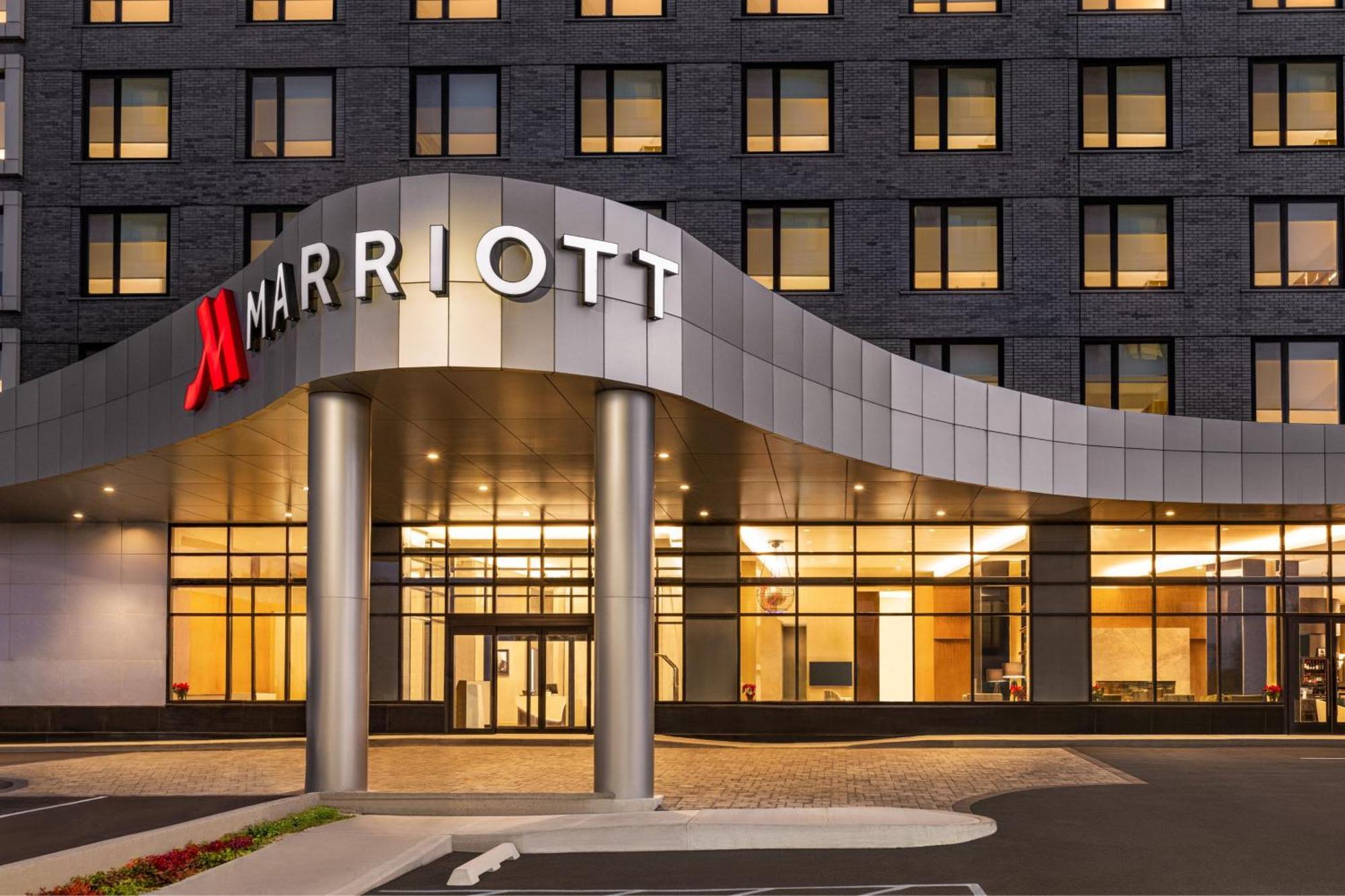 Marriott New York Jfk Airport Hotel Exterior foto